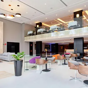Golden Tulip Sao Jose dos Campos